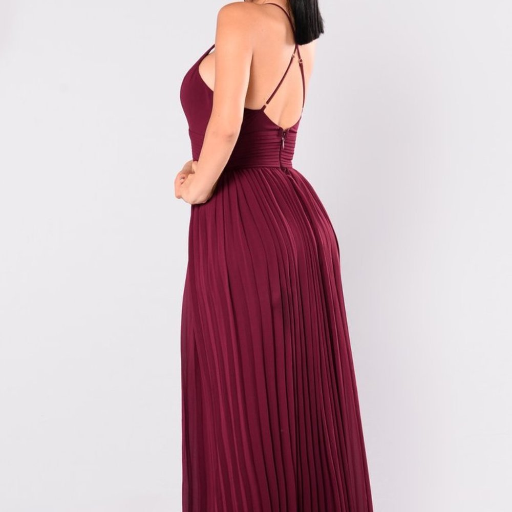 Lure Maxi Dress - Wine (FashionNova)